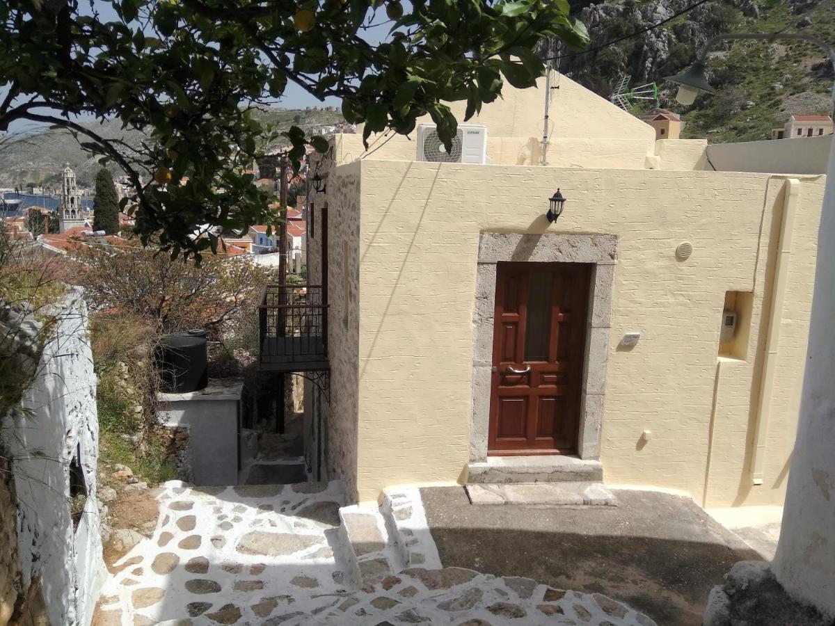 Grandma'S House Apartment Symi Exterior foto