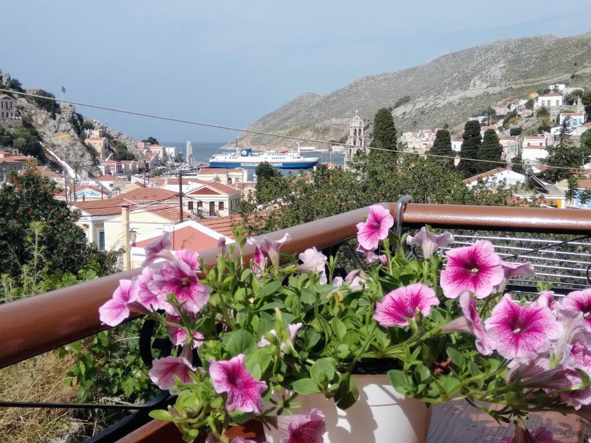 Grandma'S House Apartment Symi Exterior foto