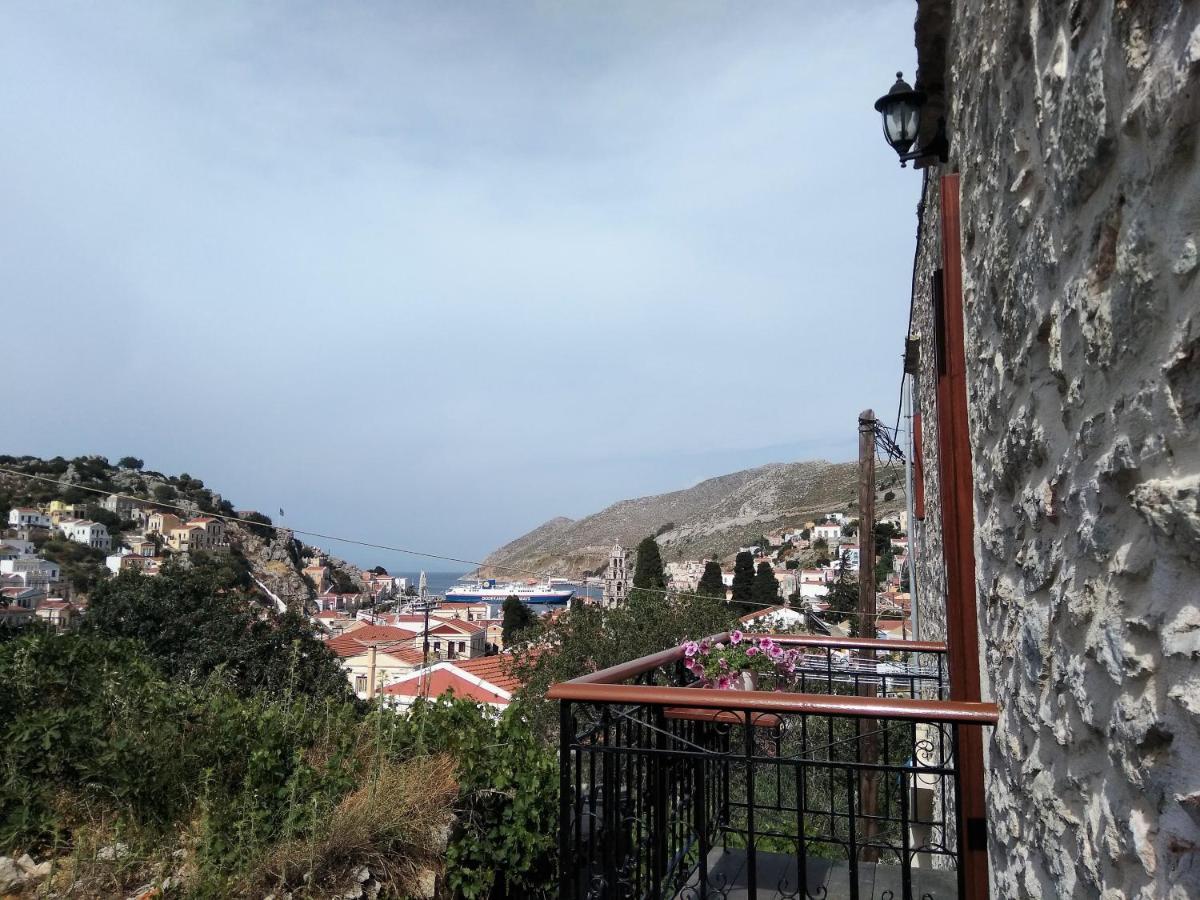 Grandma'S House Apartment Symi Exterior foto